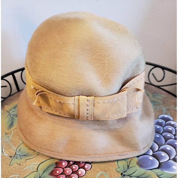 Vintage  Woman\'s Wool Hat HENRY POLLAK NEW YORK Camel Tan Bow Soleil Soi… main image 4